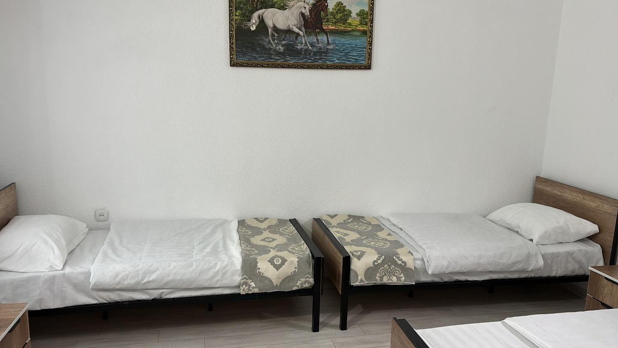 Hostel,Halal Хостел,Халал Токмак Экстерьер фото
