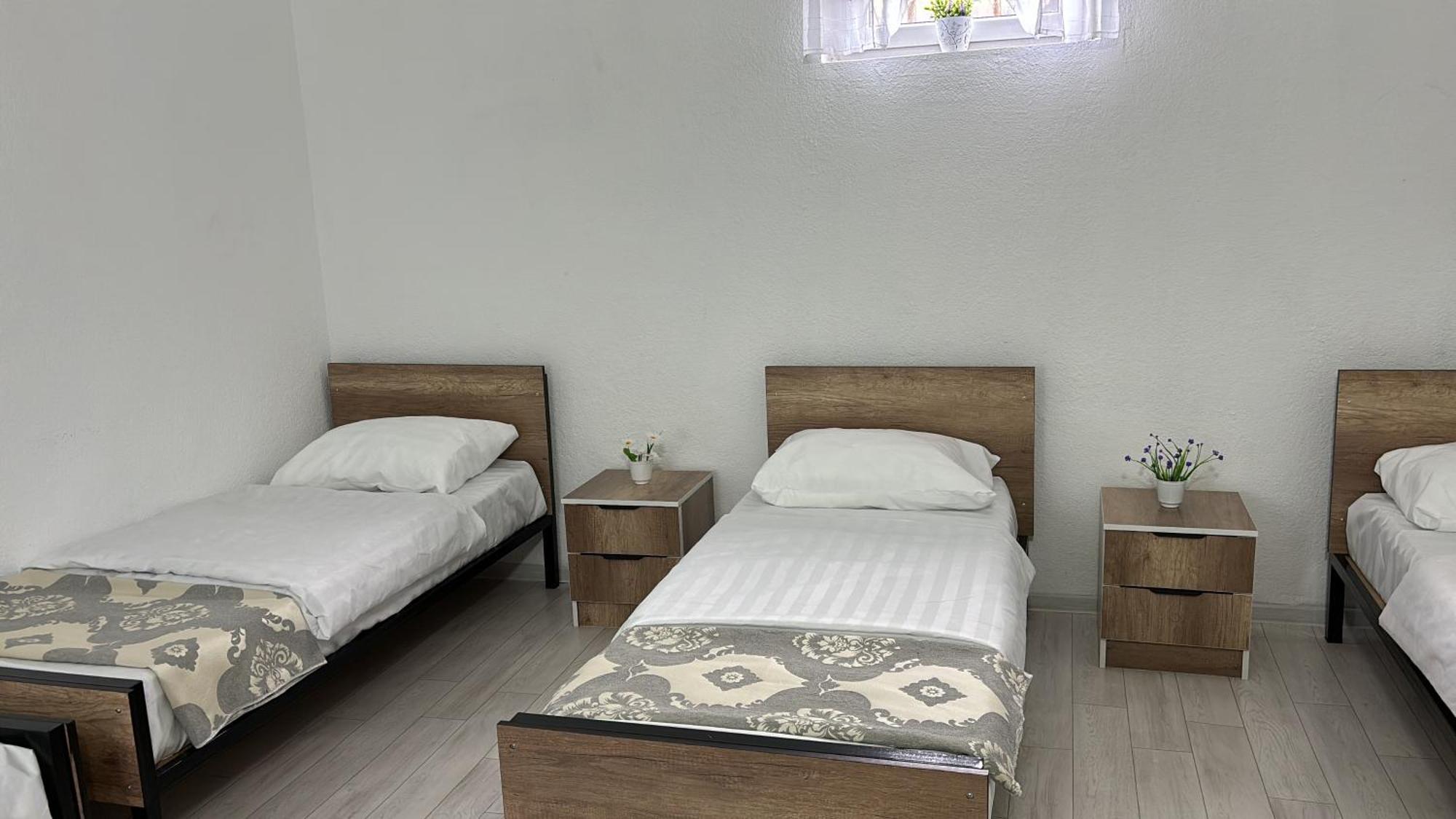 Hostel,Halal Хостел,Халал Токмак Экстерьер фото