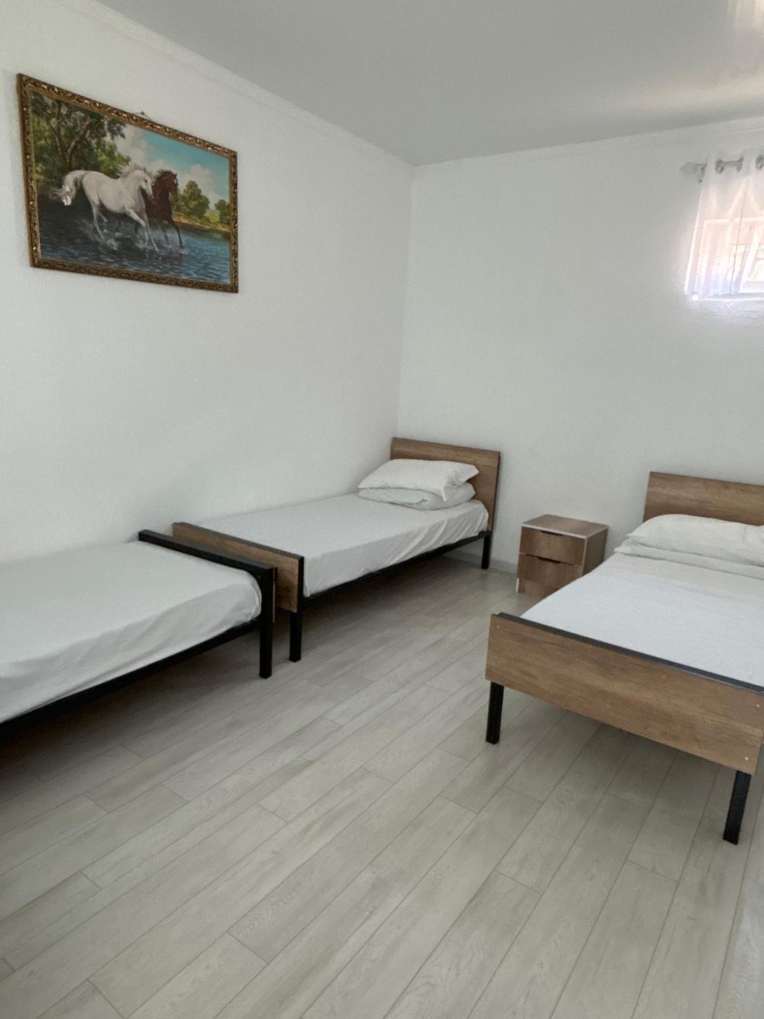 Hostel,Halal Хостел,Халал Токмак Экстерьер фото